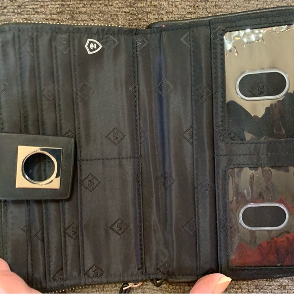 Vera Bradley Alice in Wonderland Wallet - Picture 7 of 10